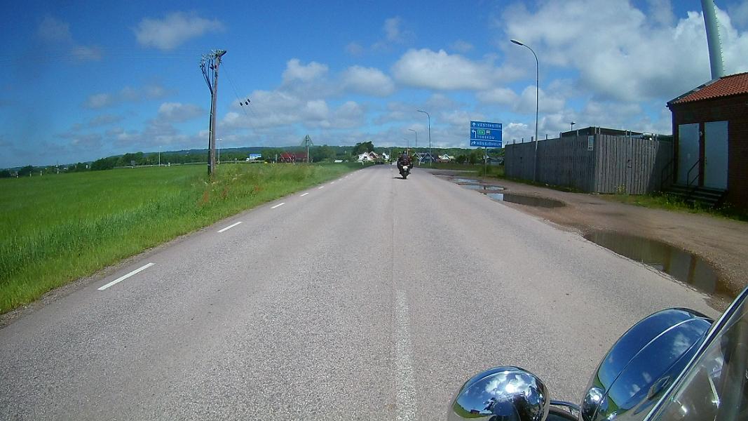 FHD0057